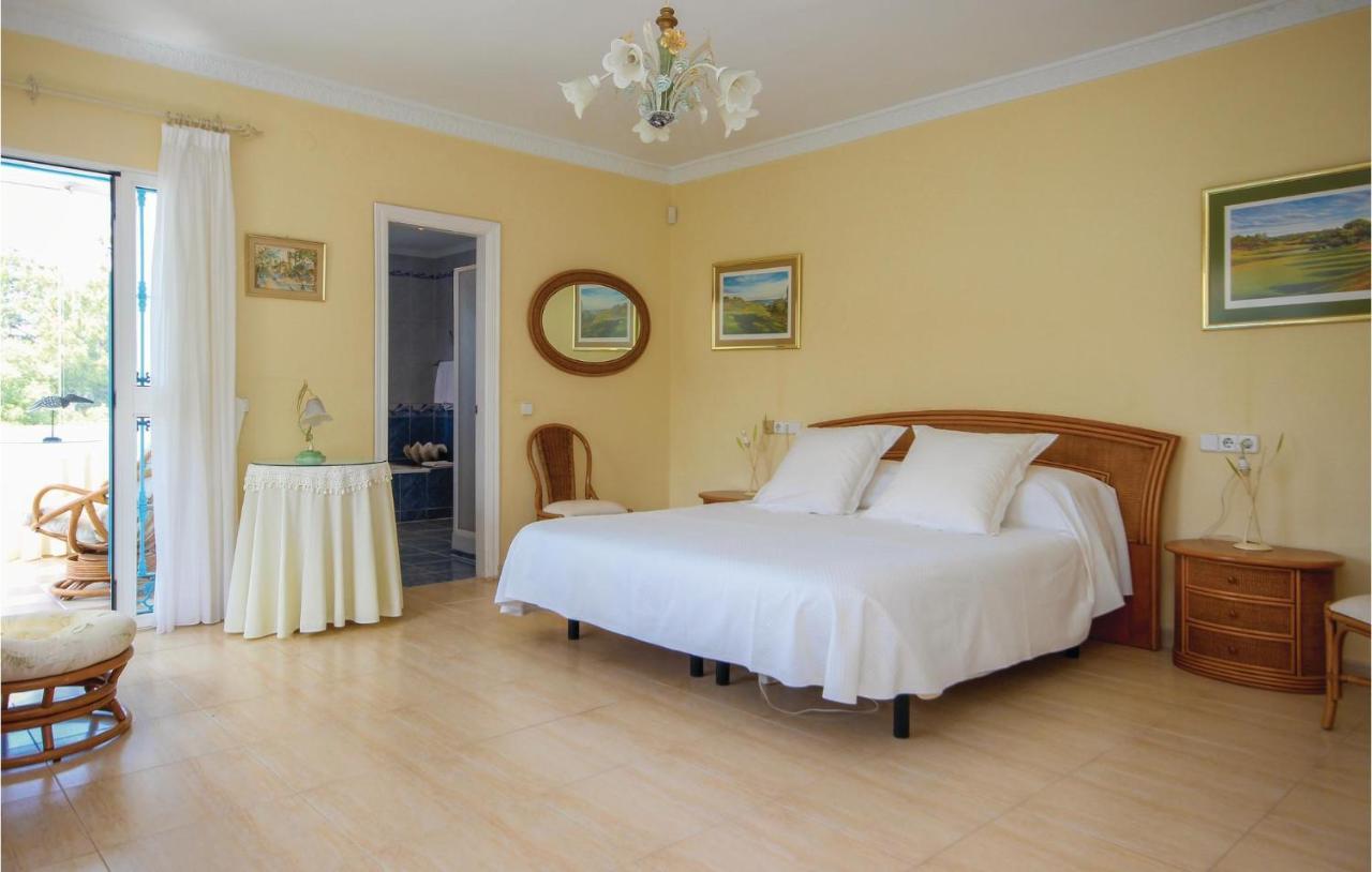 Gorgeous Apartment In Urb El Chaparral With Wifi La Cala De Mijas Εξωτερικό φωτογραφία