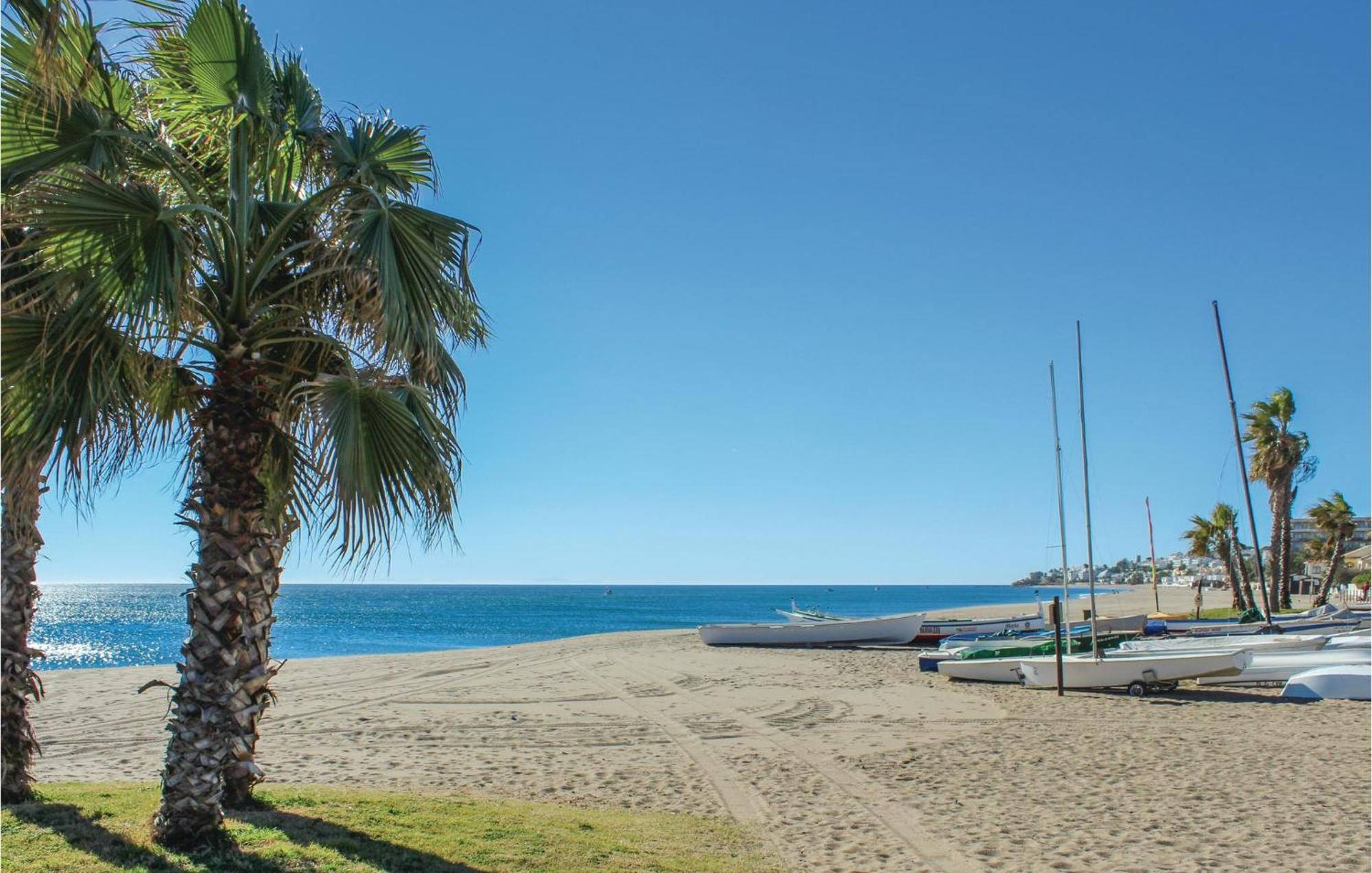 Gorgeous Apartment In Urb El Chaparral With Wifi La Cala De Mijas Εξωτερικό φωτογραφία